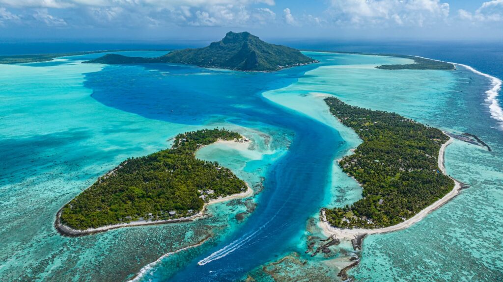 Photo Aérienne de l'île de Maupiti - Voyage sur mesure en Polynésie française