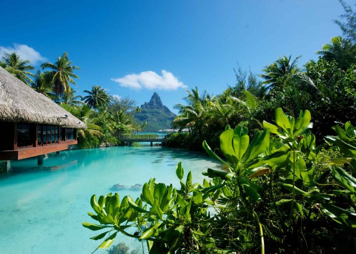 Hôtel Intercontinental Bora Bora Resort & Thalasso Spa 5*. Lagune du Spa Deep Ocean.