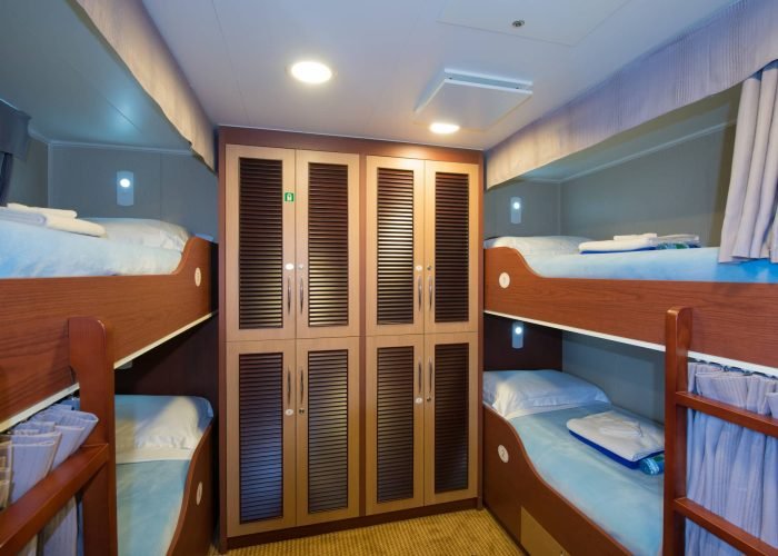 subtiles-tahiti-croisiere-aranui-5-17©aranui Croisière Aranui V - Dortoir avec couchettes superposées de 4 personnes.