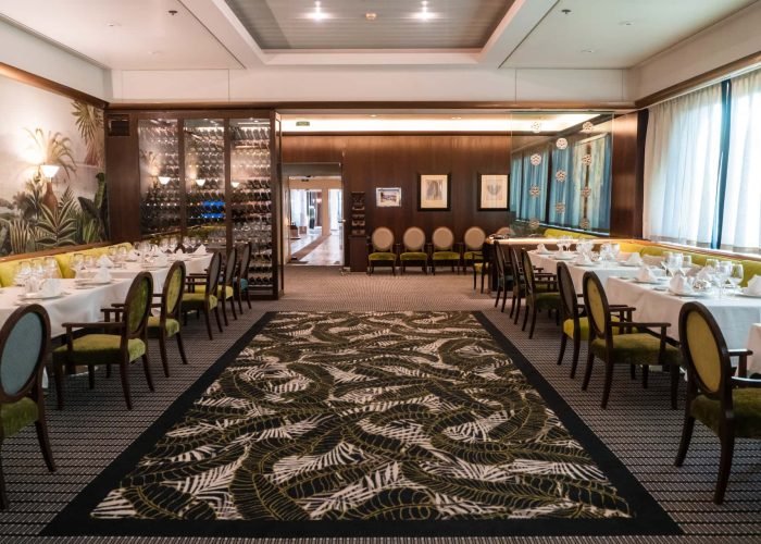 Croisière Paul Gauguin – Ponant - intérieur du restaurant l'étoile