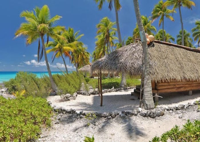 Pension Raimiti Fakarava sud - extérieur d'un bungalow robinson dans la cocoteraie