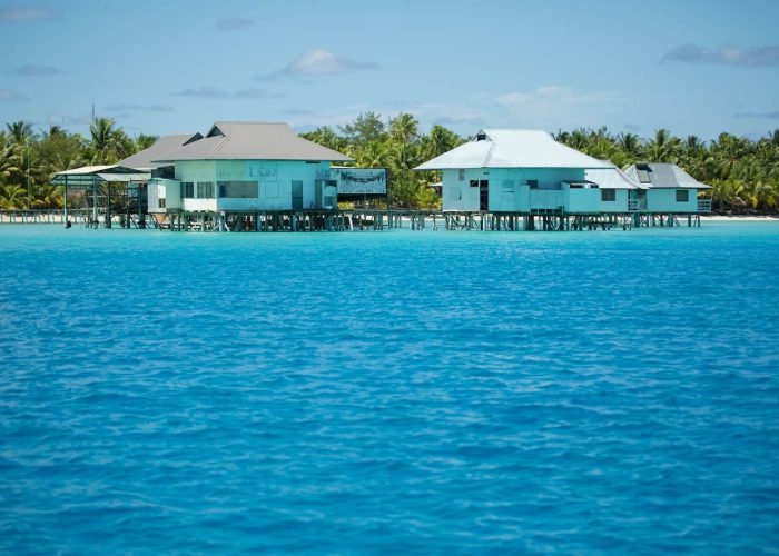 Ferme perlière construite sur le lagon de Tikehau