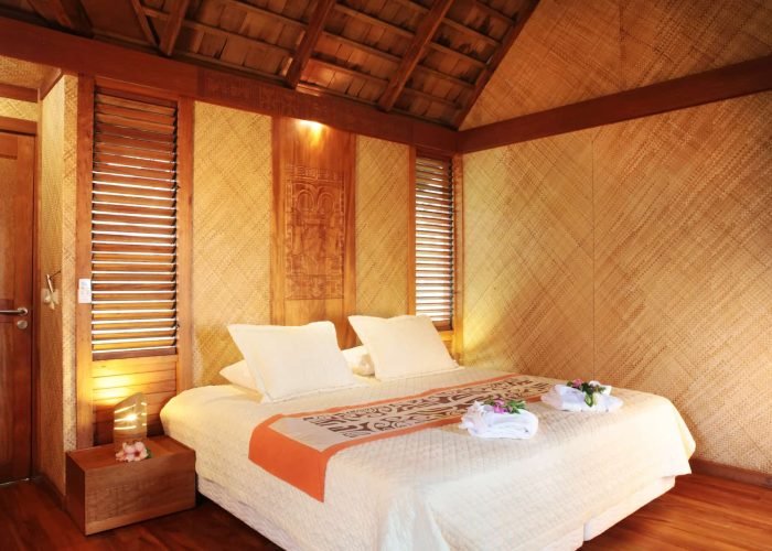 Hôtel Hanakee Lodge 3* à Hiva Oa – Intérieur d'un Bungalow.