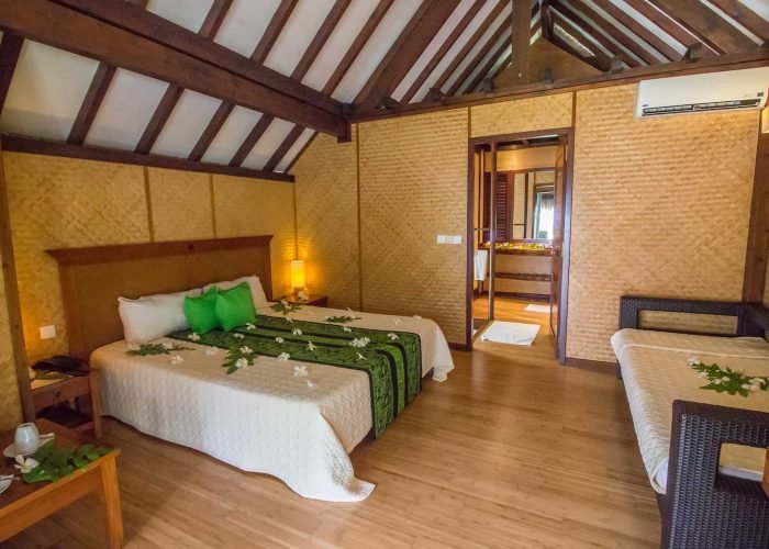 Hôtel Maitai Rangiroa 3*** - Intérieur d'un Bungalow vue Lagon.