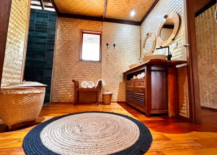 subtiles-tahiti-tahaa-hotel-eden-private-island-12©eden-private-island Hôtel Eden Private Island 2* à Taha’a - Salle de bain d'un bungalow.