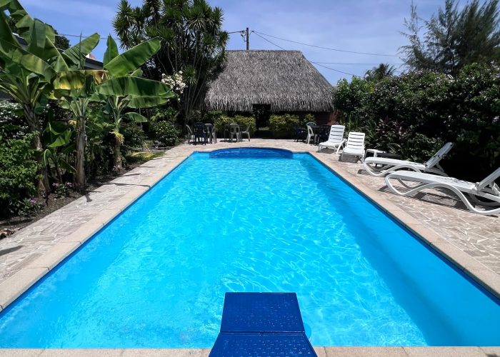 Pension de la Plage à Tahiti - piscine.