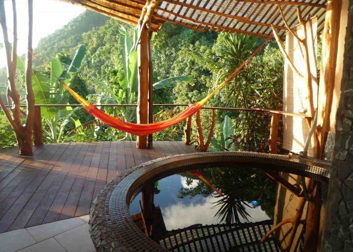 subtiles-tahiti-tahiti-pension-vanira-lodge-15©vanira-lodge Pension Vanira Lodge à la presqu'île de Tahiti. Extérieur du Bungalow Spa Vai Ora.