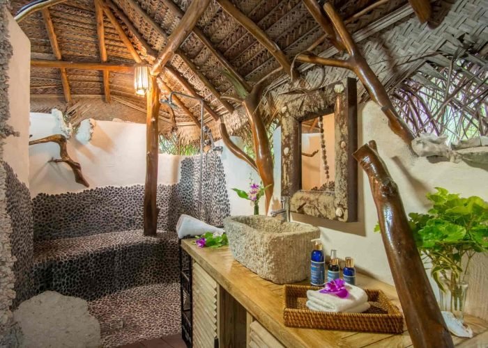 Pension Ninamu Resort à Tikehau - Salle de bain d'un Bungalow Standard Jardin Kaveu ou Varo.